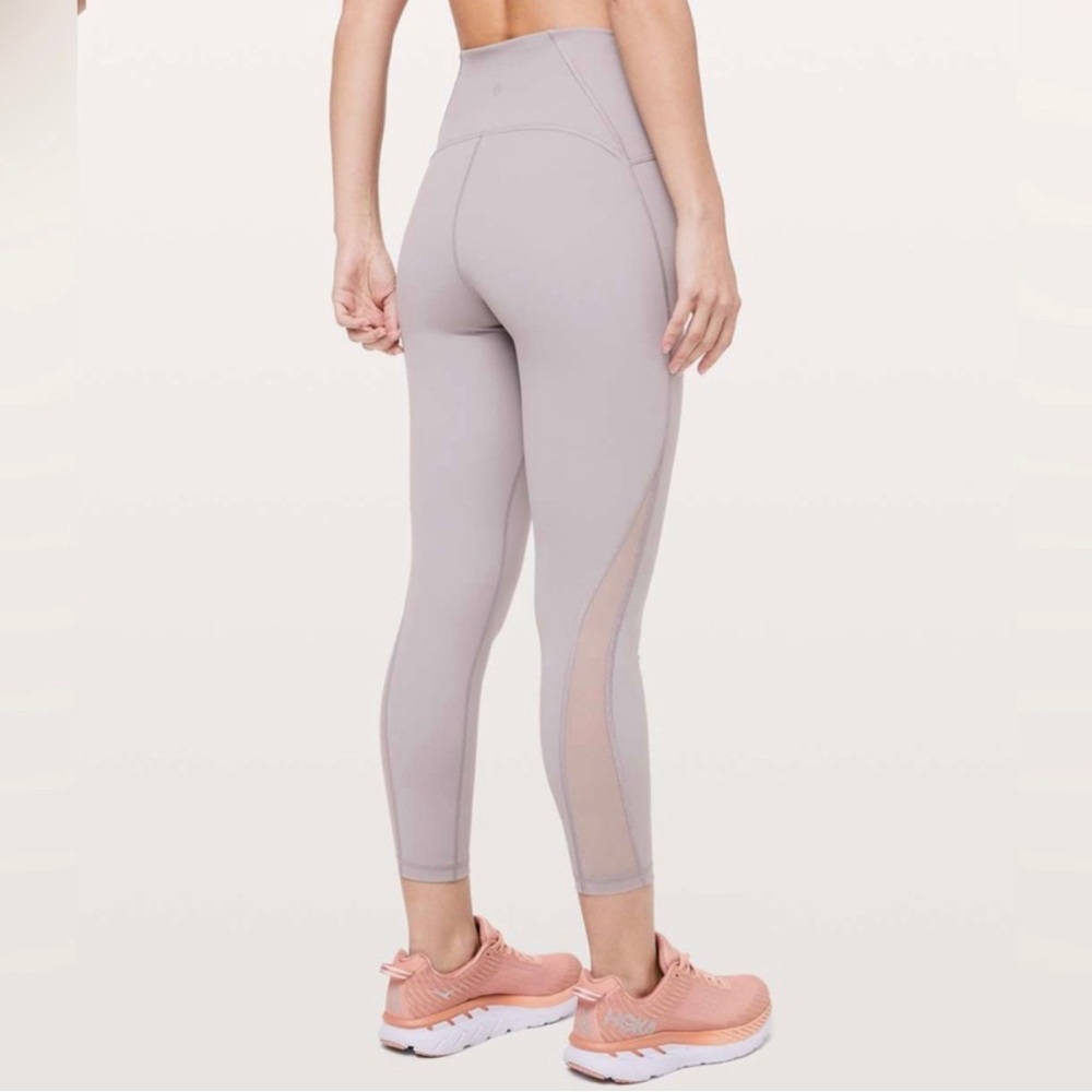Lululemon High Waisted Light Purple Train Times Leggings 24” ( size 0 )